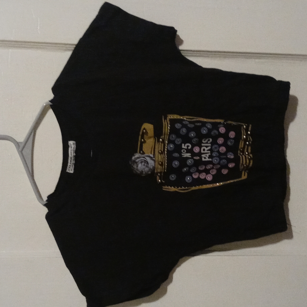 Woman's crop top